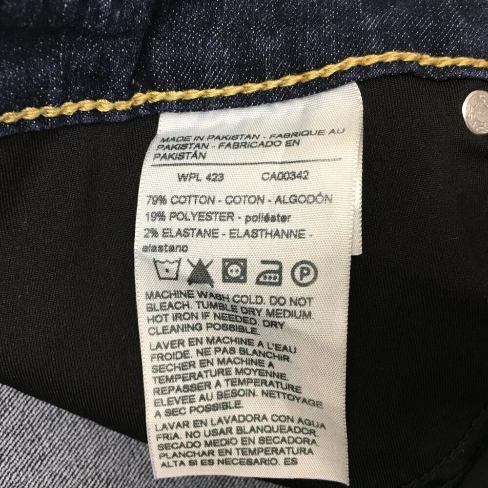 Levi's Signature Jeans Totally Shaping Skinny Dark Wash size 12 length 28